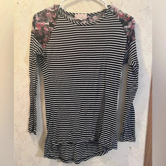 PINK ROSE Long Sleeve - Picture 1 of 3